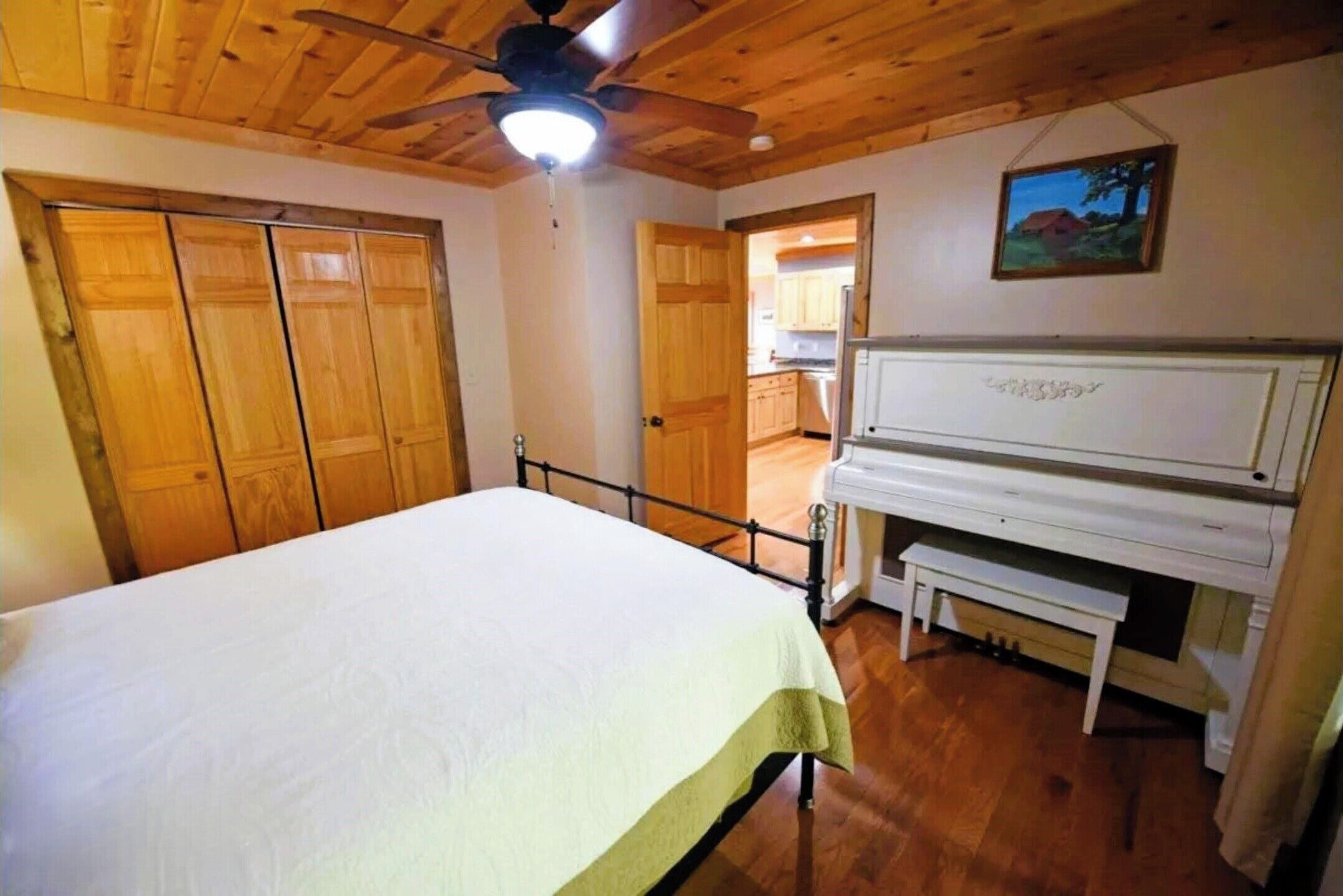 Main level bedroom #2