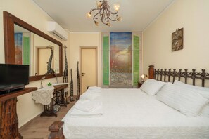 1 habitación, espacio para trabajar con laptop y wifi gratis 