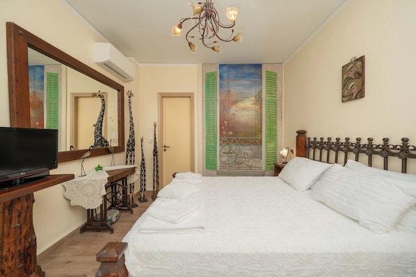 Traditional Apartment