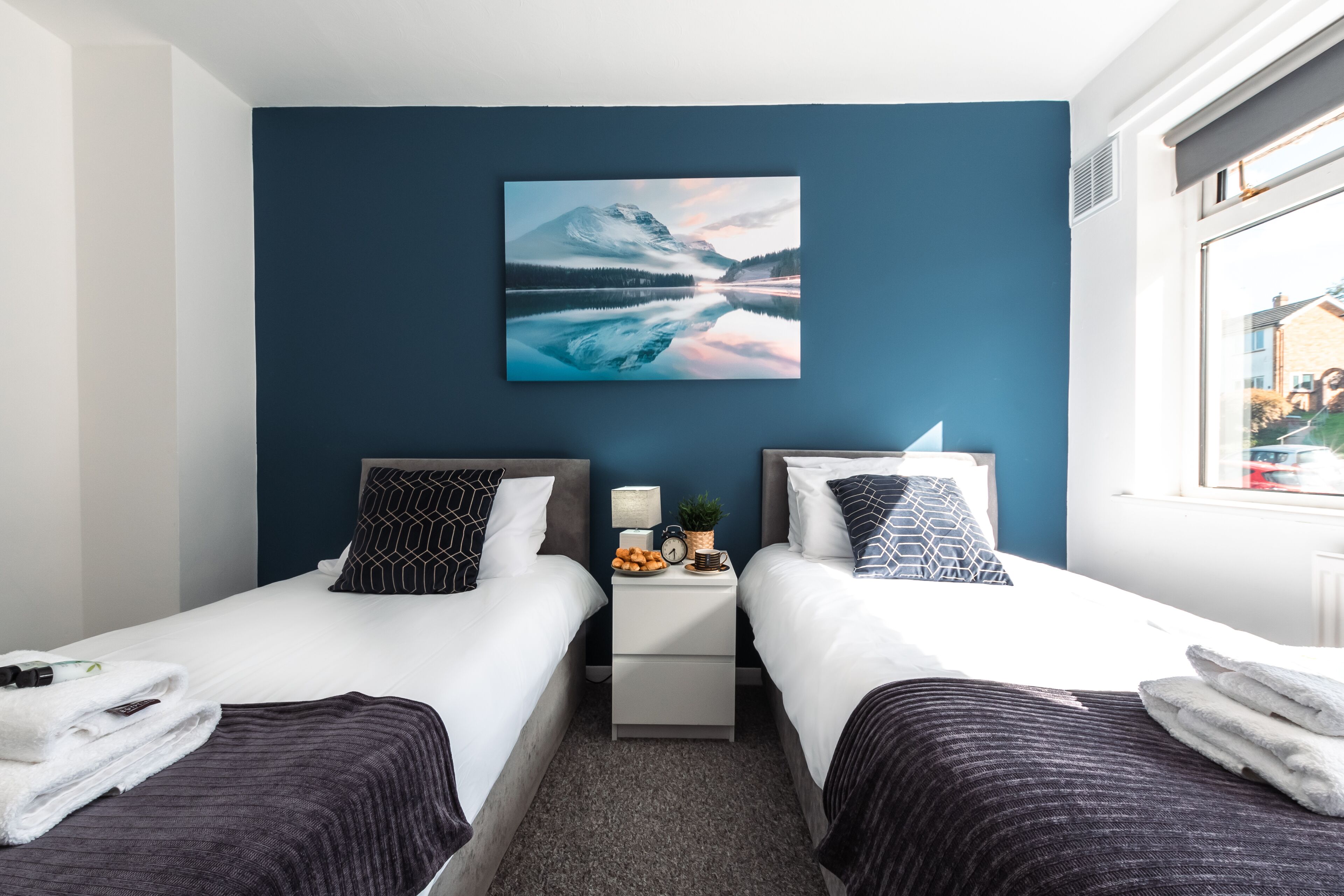 Habitación básica | 3 habitaciones, tabla de planchar con plancha y wifi gratis 