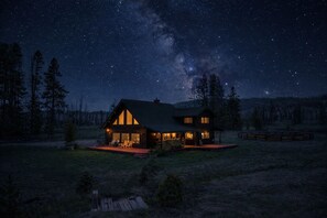 Exterior - Stanley Spacious Home (Stanley)