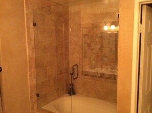 Shower - 3 bedroom 2 bath Condo Sleeps 6! (Palm Desert)