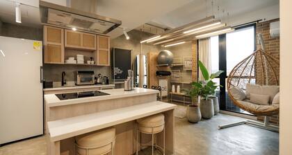 Indie Universe Creative Hotel