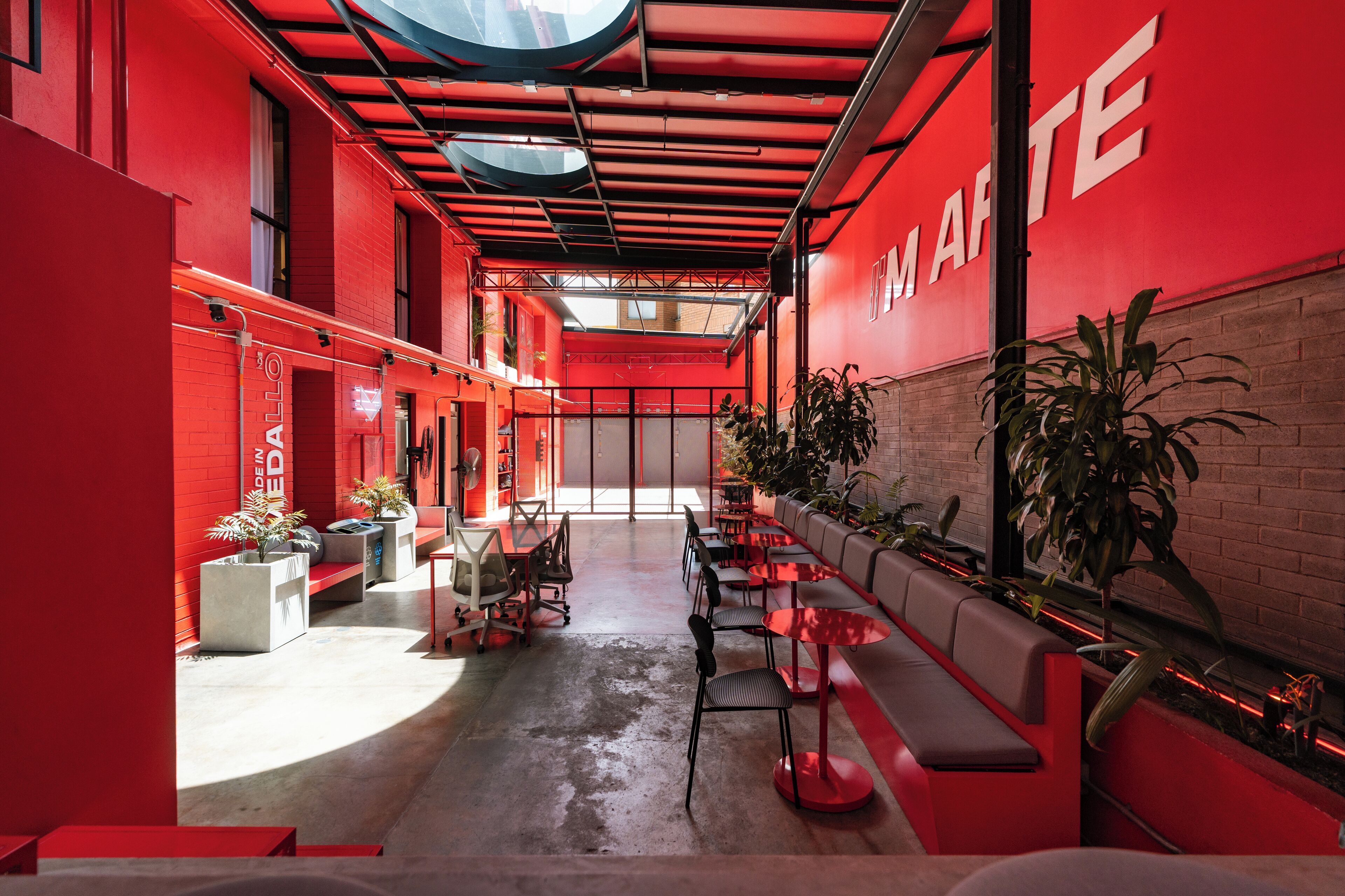 Smart TV 43 pulgadas con canales de televisión por cable, televisión