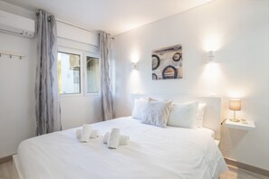 3 bedrooms, iron/ironing board, free WiFi