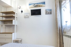 1 habitación y ropa de cama 