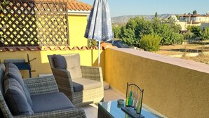 Property grounds - Penthouse Mountain View Apartment in Tala , Paphos (Tala)