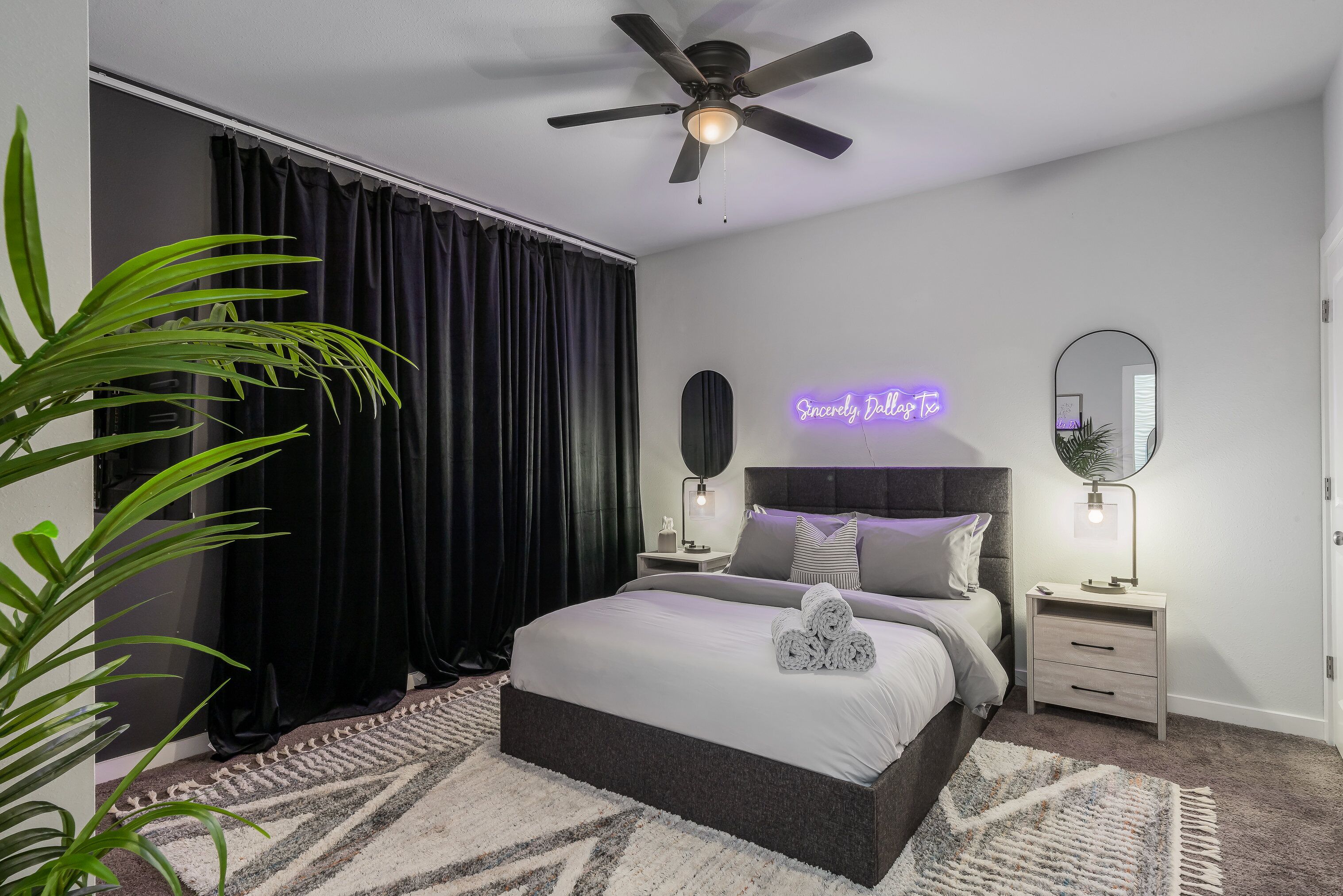 Modern Getaway near Downtown Dallas!