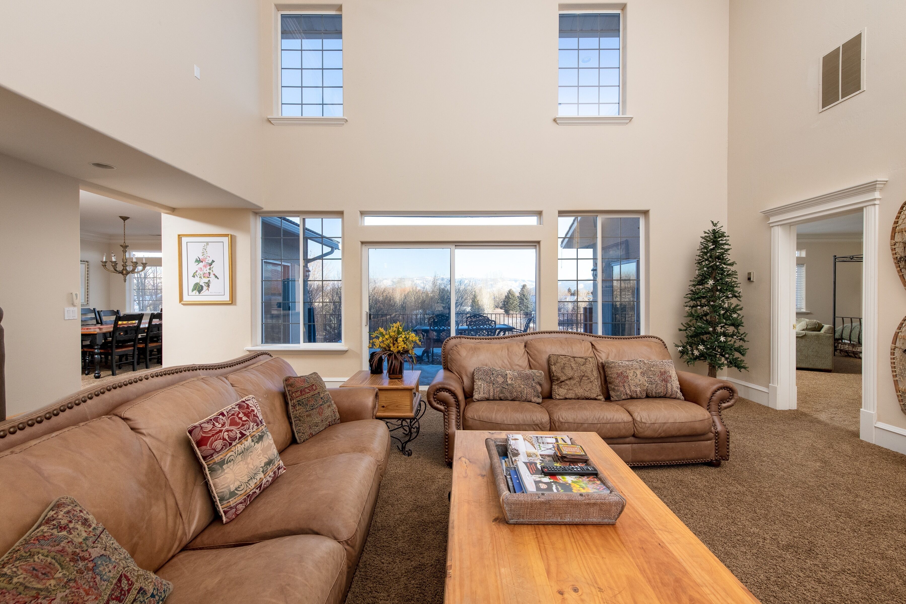 House, 5 Bedrooms | Interior