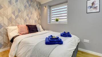 Rumah | 2 kamar tidur, Wi-Fi gratis, dan seprai linen