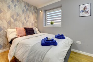 Ferienhaus | 2 Schlafzimmer, kostenloses WLAN, Bettwäsche