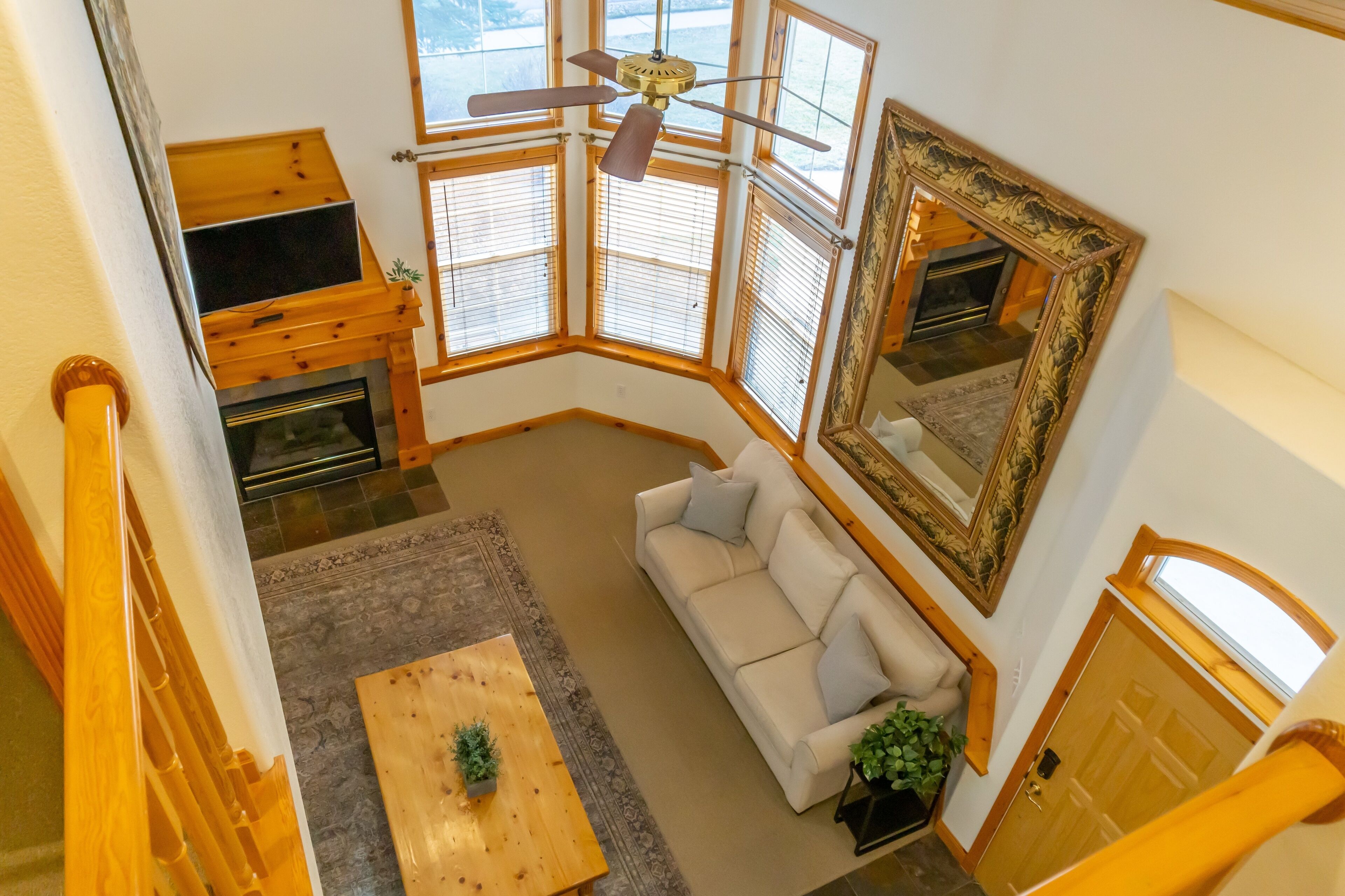 Townhome, 3 Bedrooms | Living area