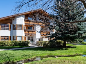 Maison, 4 chambres | Extérieur