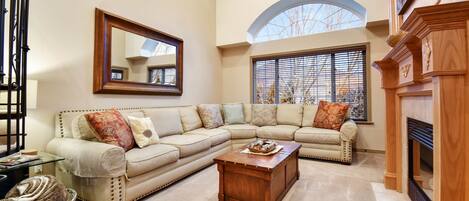 Apartment, 2 Schlafzimmer | Wohnbereich