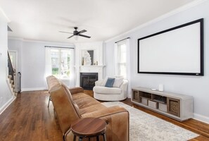 TV, fireplace