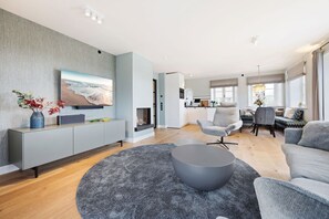 Immagine non classificata, 5 di 81, pulsante