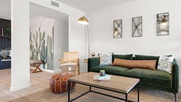 Smart TV, foosball, stereo