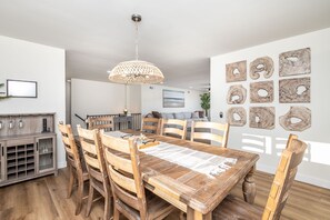Dining - Amazing Escape with Game Room, Pool & Hot Tub (Escondido)