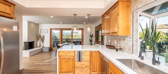 Amazing Escape with Game Room, Pool & Hot Tub