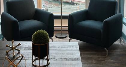 Salt & Battery Portside Luxury Waterfront Retreat