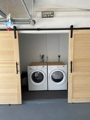 Interior - Pink house historical ft myers (Fort Myers)