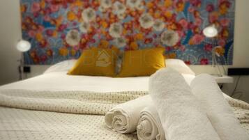 3 bedrooms, WiFi, bed sheets