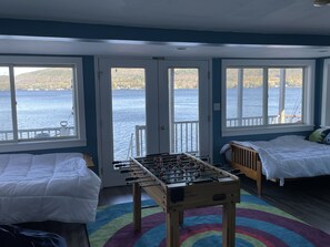 4 quartos, Wi-Fi de cortesia, roupa de cama