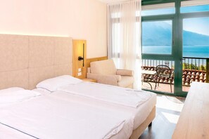 Room - La Limonaia Hotel & Residence (Limone sul Garda)