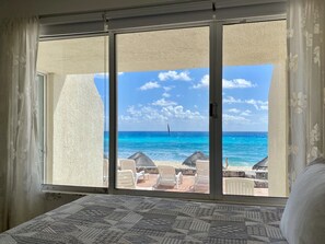 Three Bedroom Beach | 沙滩/海景
