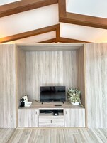 Vila luxo | Escrivaninha, espaço de trabalho para notebook, cortinas blackout