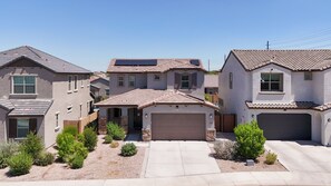 Exterior - in-law suite with private entrance in a newly built house (Phoenix)