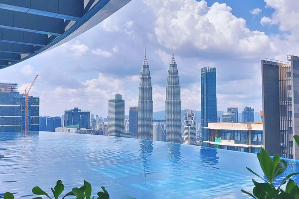 Kolam renang terbuka
