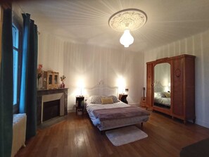 4 chambres, Wi-Fi, draps fournis