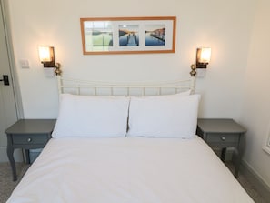 3 habitaciones, decoración personalizada y muebles diferentes