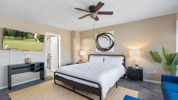 6 bedrooms, desk, iron/ironing board, WiFi