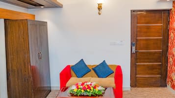 Executive Room | Safe