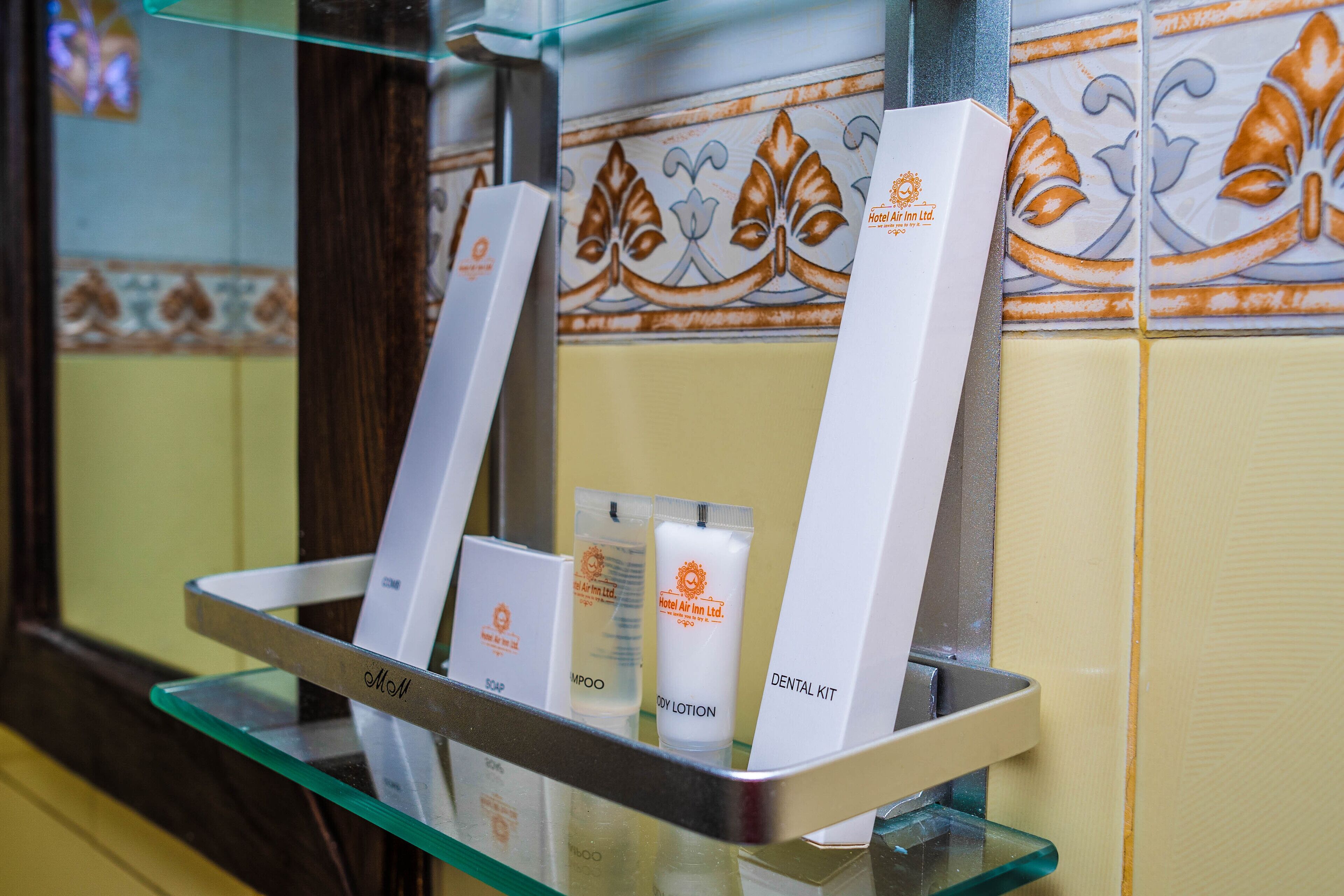 executive room | bathroom | rainfall showerhead, designer toiletries, towels, soap