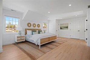 3 habitaciones, escritorio, wifi y ropa de cama 