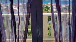 Căn hộ (Three Bedroom Apartment with Terrace ) | Quang cảnh từ phòng