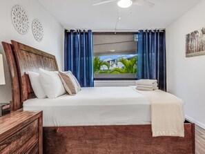 2 bedrooms, iron/ironing board, internet