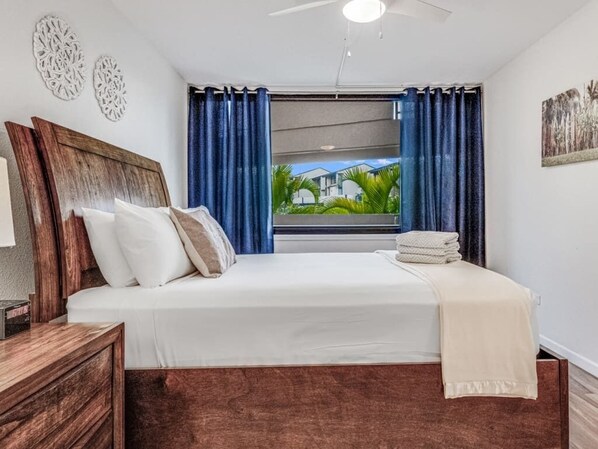 2 bedrooms, iron/ironing board, internet
