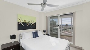 3 makuuhuonetta, silitysrauta/-lauta, Wi-Fi, vuodevaatteet