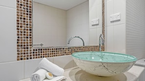 Ensemble baignoire-douche