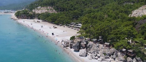 Een gratis shuttleservice van/naar het strand