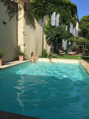 Maison familiale avec piscine