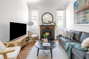 Smart TV, fireplace, offices