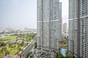 標準公寓, 3 間臥室 | 陽台