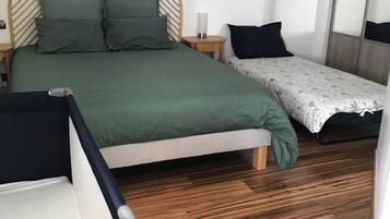 1 Schlafzimmer, Bügeleisen/Bügelbrett, kostenloses WLAN, Bettwäsche