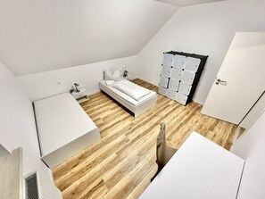 6 habitaciones, wifi y ropa de cama