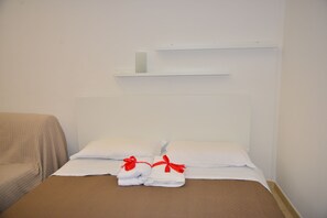 1 camera, una scrivania, culla da viaggio, Wi-Fi